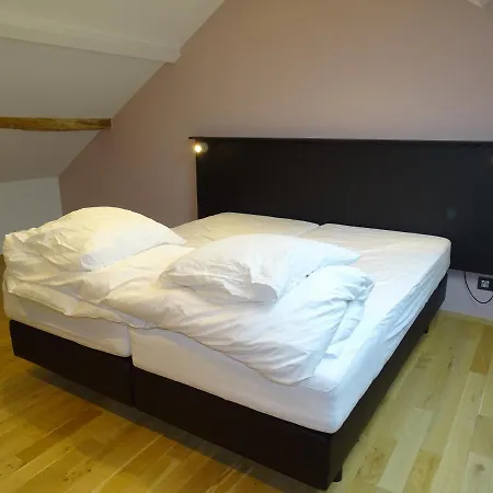 Au Frene Centenaire Ferienhaus *